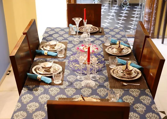 Aura Homestay Royal Villa