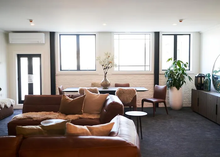 Laneway Apartments - The Residence