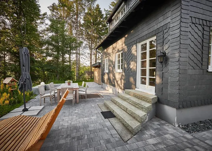 Haustierfreundliches Hotel: Ferienhaus Asten-Lodge