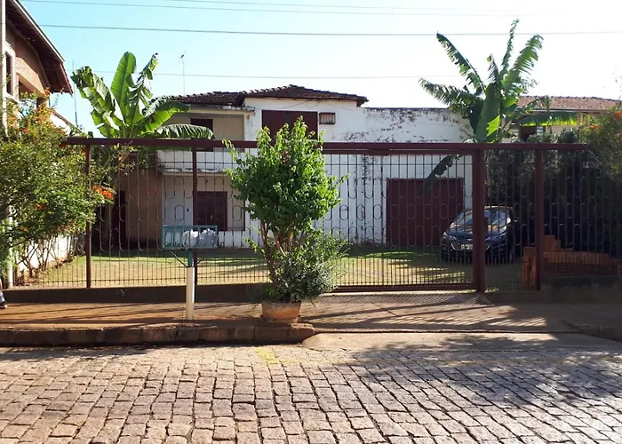 FLATS LENINHA ABREU - não fornecemos roupa de cama e banho, não fornecemos café da manhã