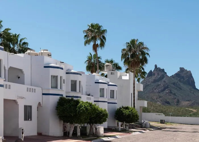 Acogedor Condominio En El Centro De San Carlos