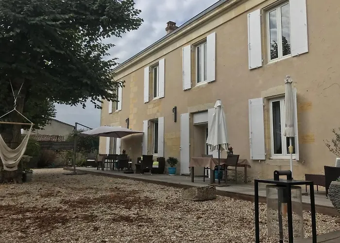 Les Trois Tilleuls 1