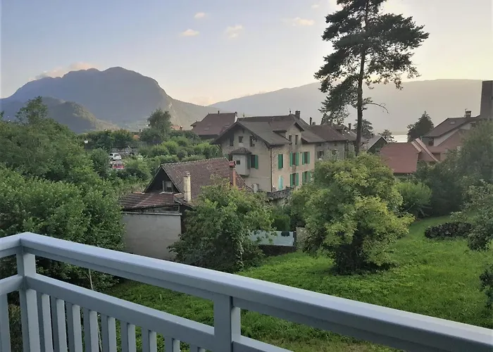 Talloires Village, Lac d'Annecy, Résidence récente 4 étoiles