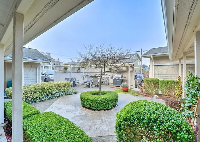 Anacortes Condo ~ 1 Mi To Marina & Fidalgo Bay!