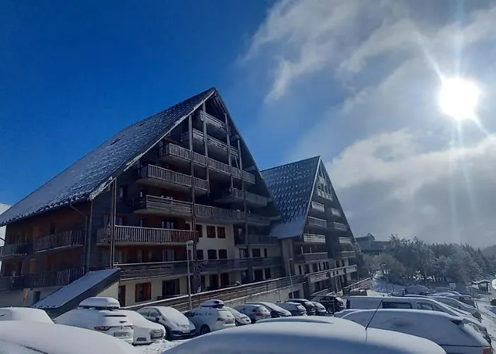 superbesse Appartement 4-6 pers. 2 ch. Dans résidence 3 étoile avec piscine