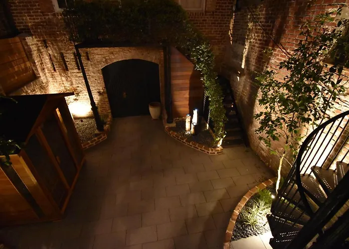 Guest house: Be Our Gaston'S "The Garden Of Good"