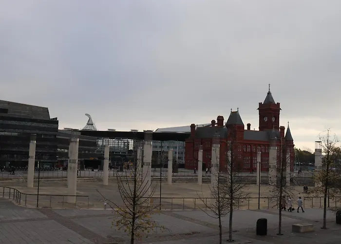 Quayside Apartments By Urban Space