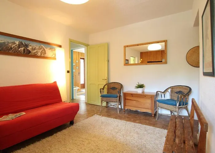 Appartement Authentique 40M² - 4 Pieces, 6 Pers., Pre De La Station, Ideal Famille/Amis - Fr-1-330G-72
