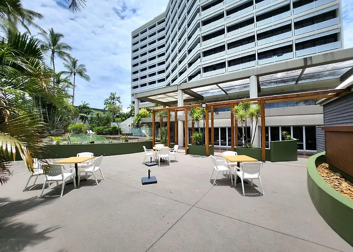 Cairns Ocean View Apartment