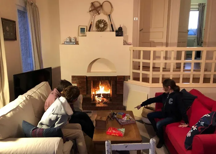 La plage au bout du jardin / Sword Beach cottage