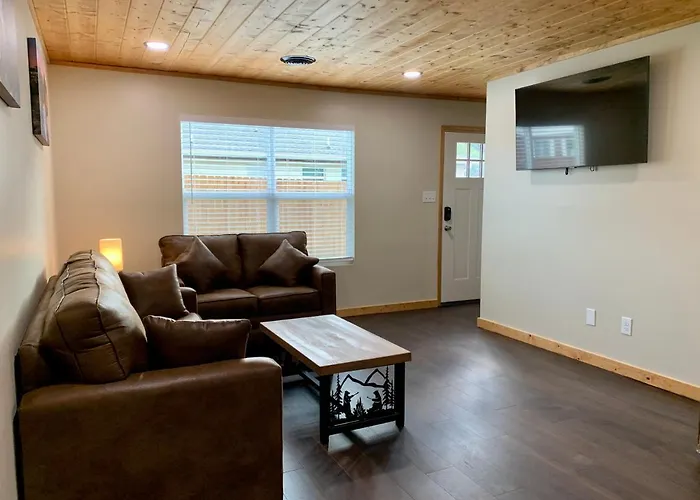 High Valley Apartments