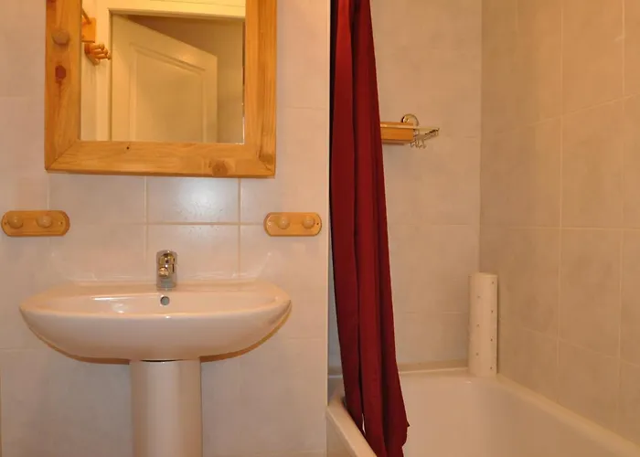 Appartement spacieux à La Chapelle-d'Abondance, animaux admis, parking, Wi-Fi - FR-1-692-15