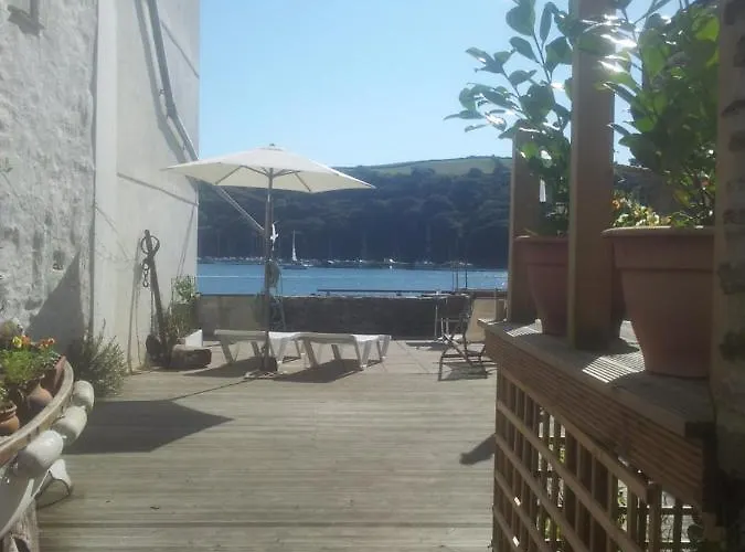 Reed'S Of Fowey