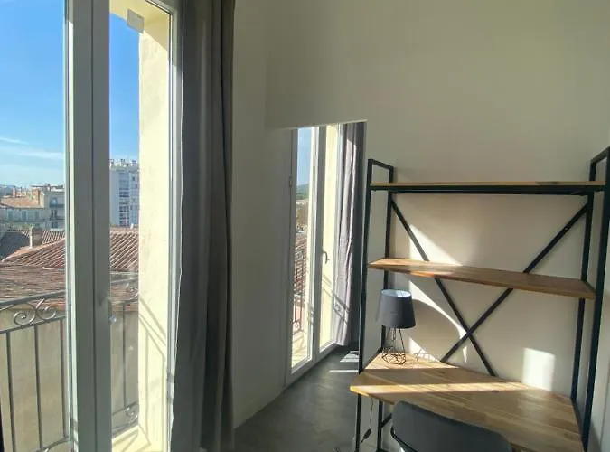 Bel appartement T1 30m2 centre historique Aubagne