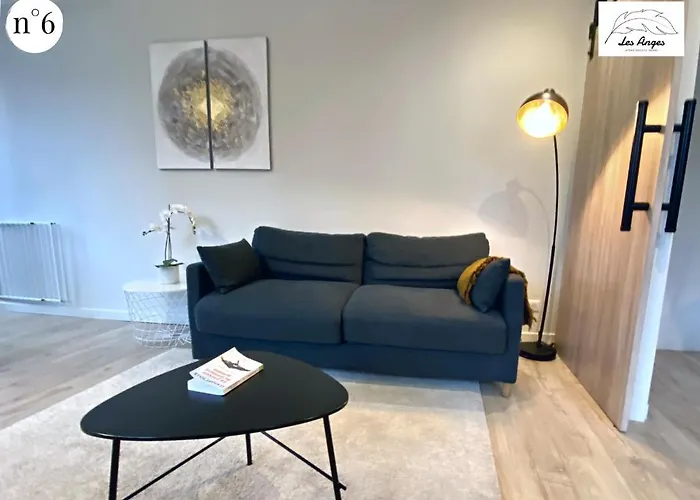 Les Anges - 6 appartements - Place des héros