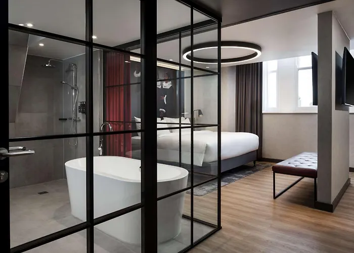 Radisson Red Hotel, Liverpool