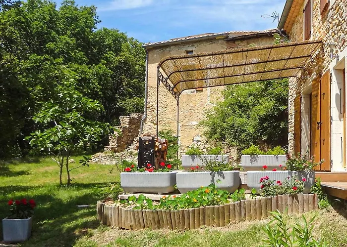 1 Bedroom Nice Home In Dieulefit