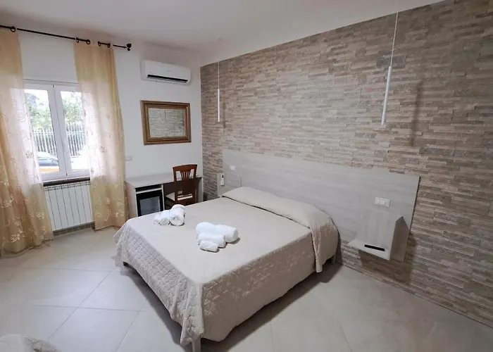 Hera Tropea Rooms