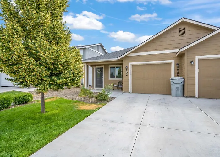 Smart Comfort 2 Bed 2 Bath Near College Of Idaho