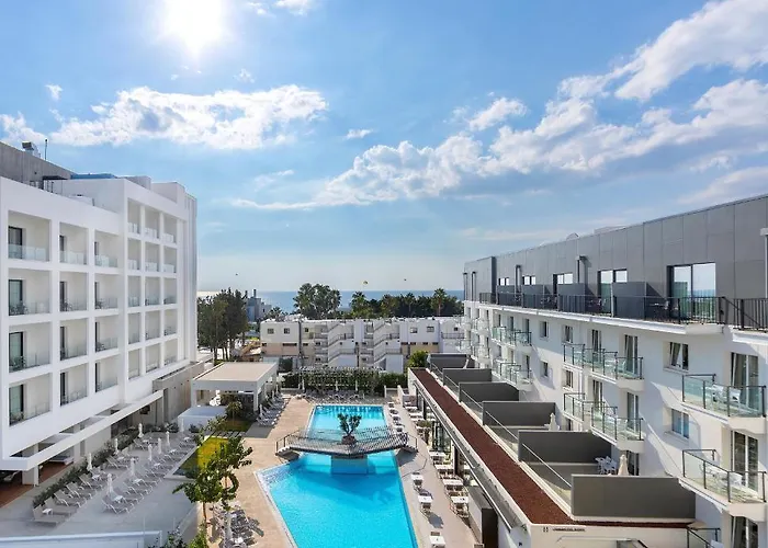 Anemi Hotel & Suites