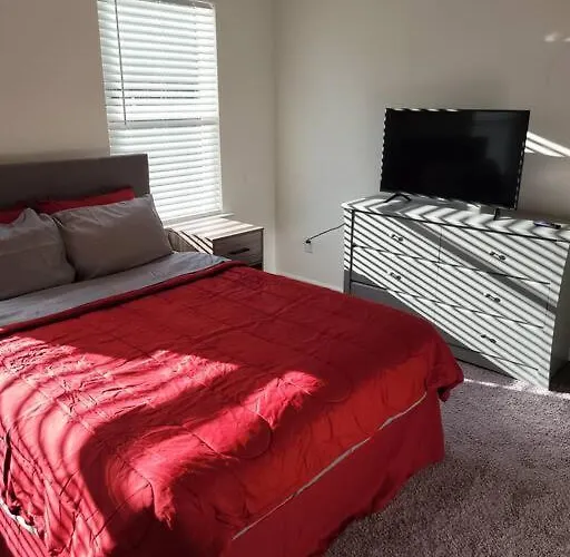 Sc 3745 New Townhouse Ft Jackson & Usc