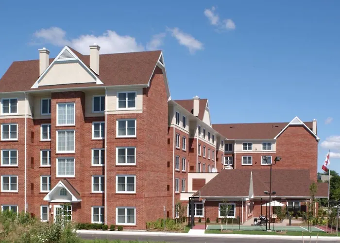 Family Hotel: Cambridge Suites Mississauga