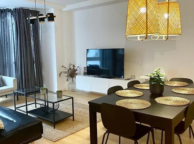 Home Las Burgas D&C