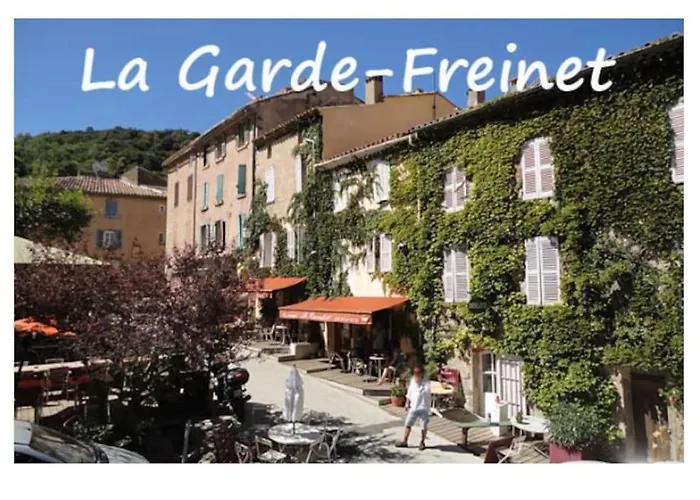 Gîte à l'ombre des chênes