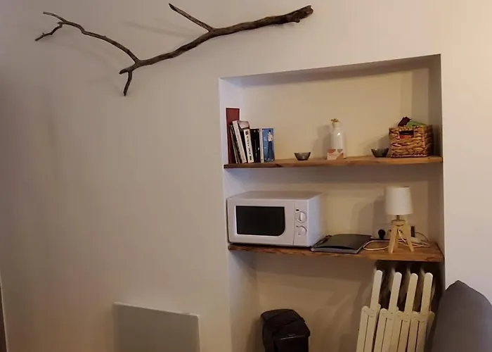 MACLENFA: charmant studio au cœur de l’Herault.