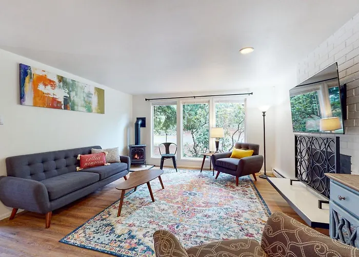 Woodbine Way Retreat