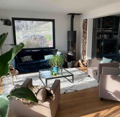 Maison de vacances 220m2 vue Lac et Château
