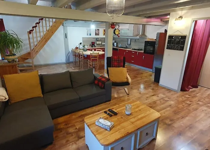 Grand appartement neuf avec parking gratuit.