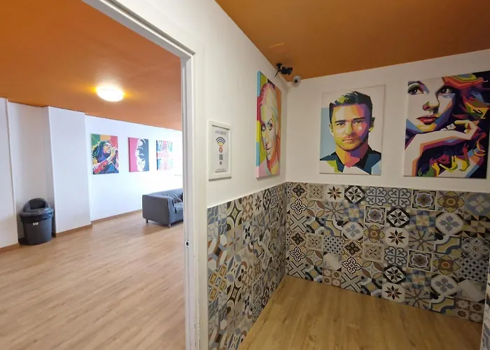 Arc House