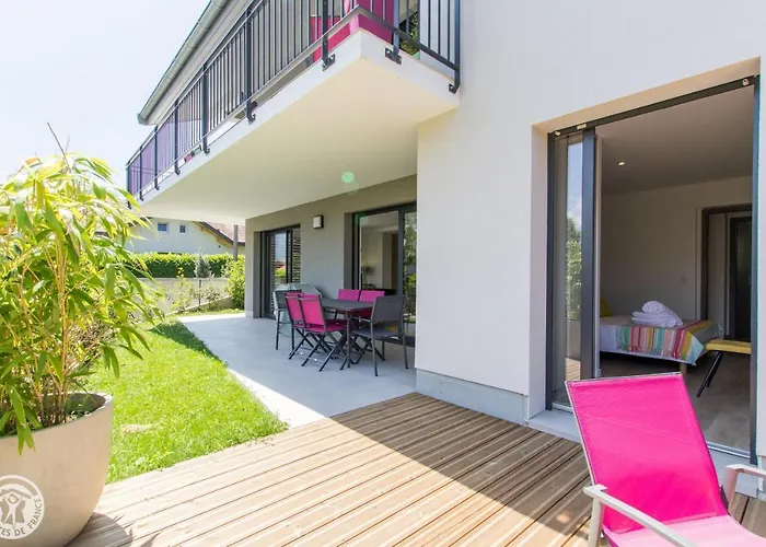 L'appartement JARDIN avec vue montagnes
