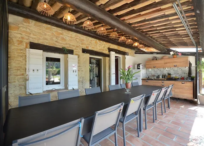 B&B Le Mas Julien piscine chauffée adult only