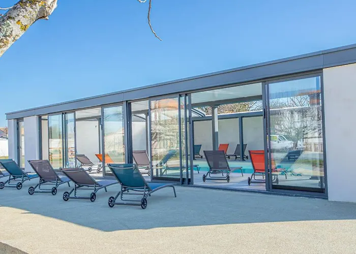LA CORVETTE Maison avec piscine/parking/wifi/plages 5kms
