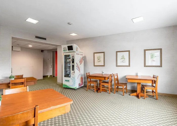 Cheap hotel: Guest House On The Mount