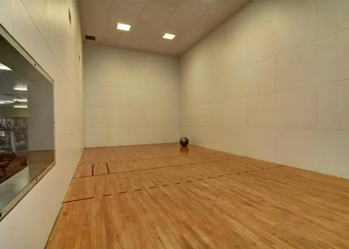 Apartment: Wolff Services On Mallard Dr