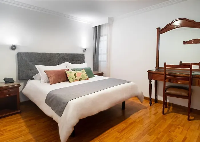 Hotel céntrico: Hotel Virrey Central