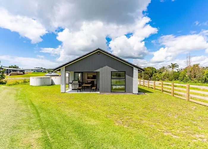 Sweet And Stylish - Mangawhai Heads Holiday Home
