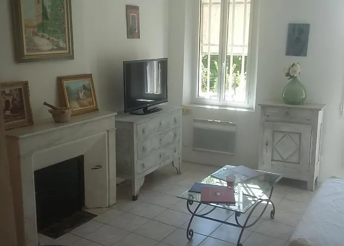 Appartement Dans Hameau Provencal