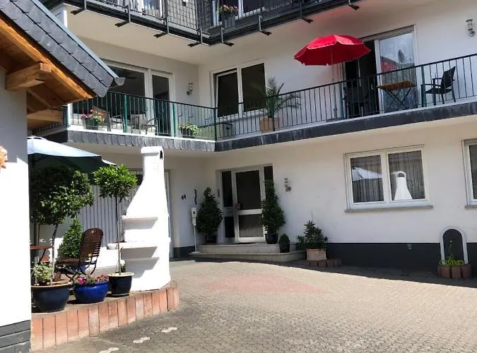 Familienhotel: Wein und Gästehaus Hüls