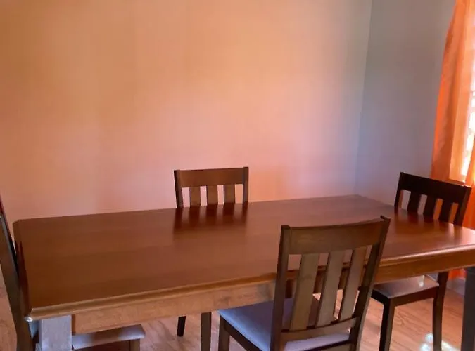 Poinciana Apartments - Holiday Rental
