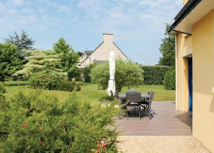 3 Bedroom Gorgeous Home In Lamballe-Armor