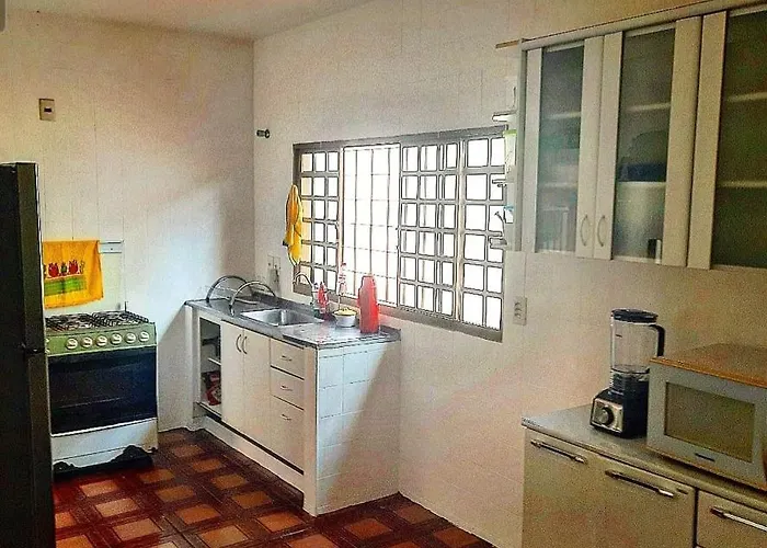 Hospedagem Rosa Branca