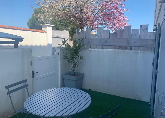 Studio avec terrasse Saint Martin de Ré