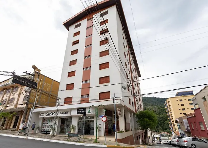 Apê Confortável no Centro de Águas de Lindóia