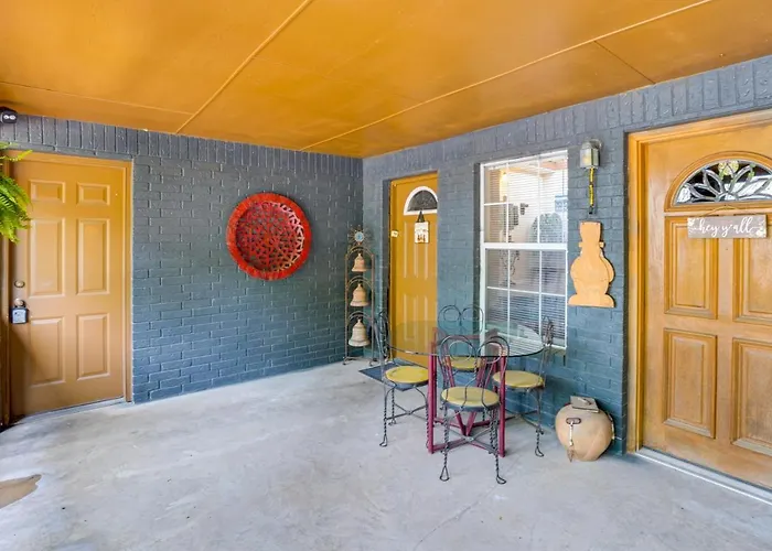 Deck & Gas Grill: Riverfront Mcqueeney Duplex
