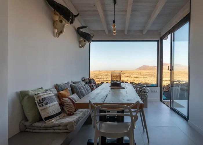 Calderon Hondo. Top Design, Views And Pool Lajares-