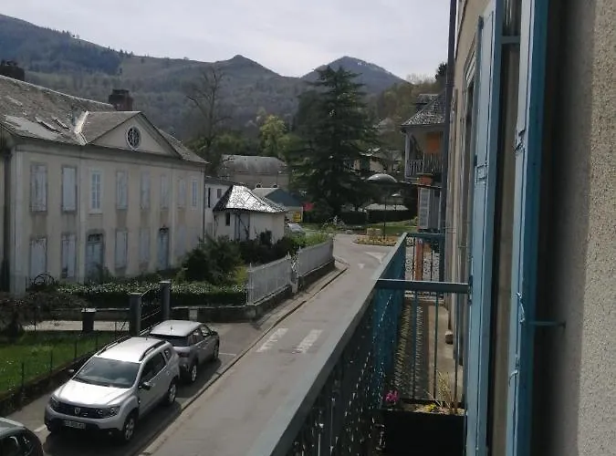 Beau studio avec balcon